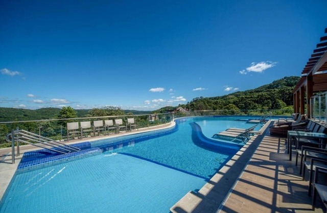 Apto no Golden Gramado Resort a 4 km da Rua Coberta!