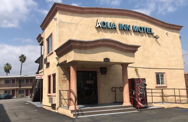 Aqua Inn Motel