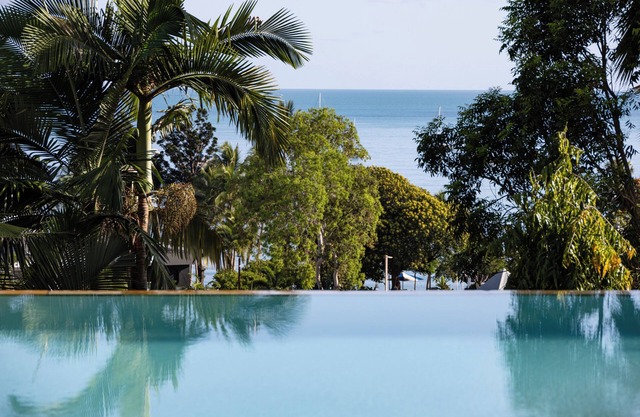 Aqua on the Edge - Ocean View
