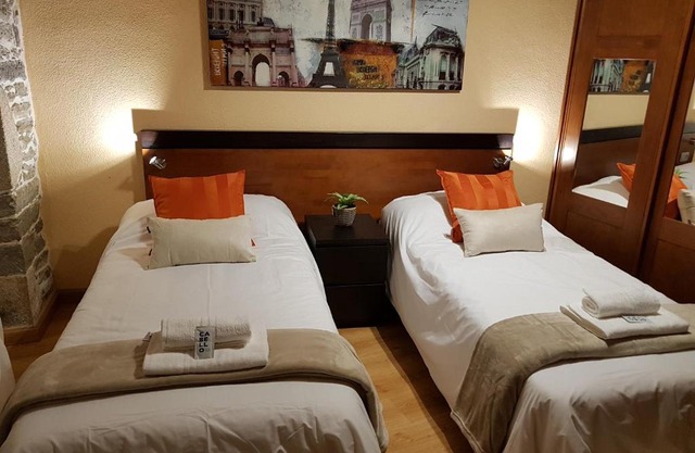 Aqua Rooms Sarria