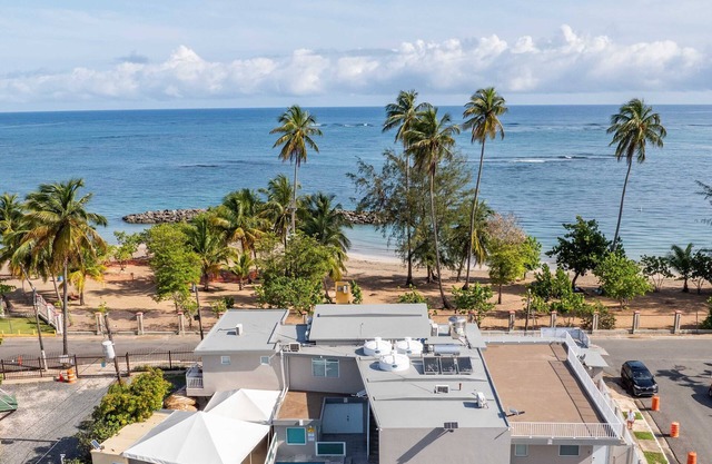 AQUA Terrazas | 7-Unit Fun & Dine Coastal Retreat