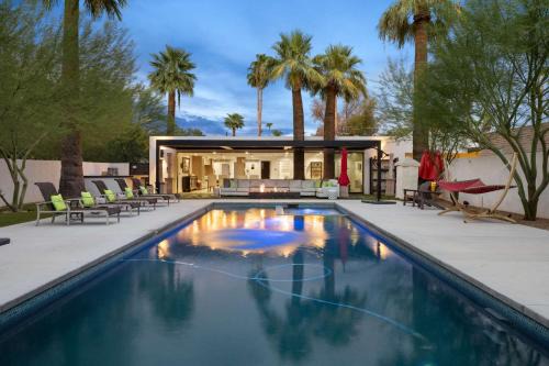 Arcadia Beach Club - 4-Villa Luxe Retreat with Pool