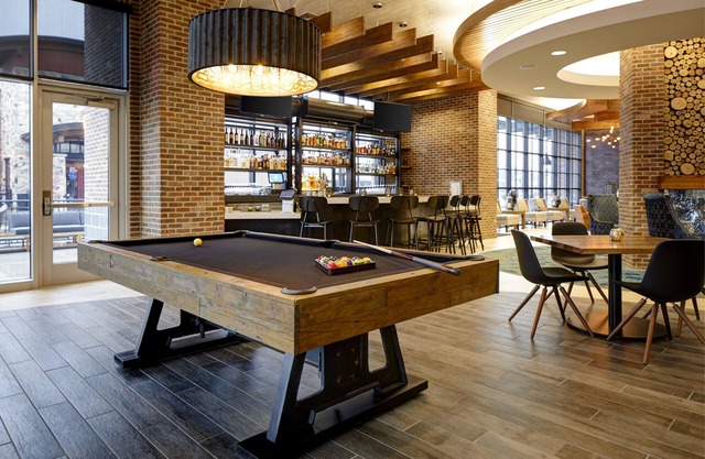 Archer Hotel Boston/Burlington
