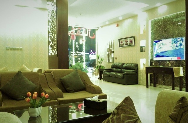 Aros Alfaisaliah Furnished Units