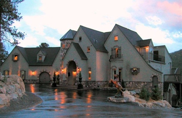 Arrowhead Manor Bed & Breakfast Inn & Event Center
