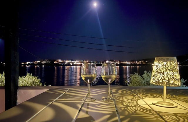 Art Sounion, Seafront Elegance