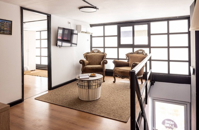 Artsy Nest in Haifa Center by Sea N' Rent
