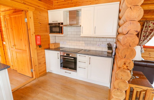 Ash Lodge