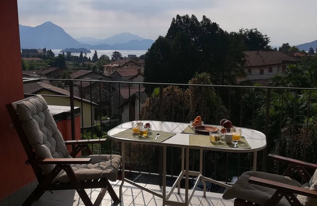 At my house on Lake Maggiore - LAST MINUTE from 20/7 to 2/8 - 20%