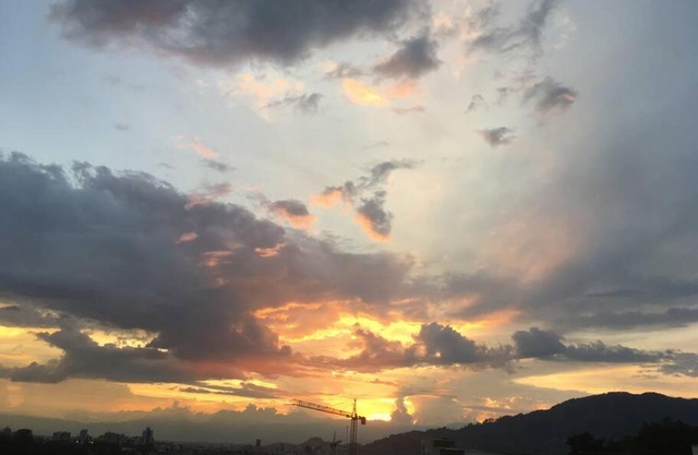 Atardeceres espectaculares desde acogedor apartamento