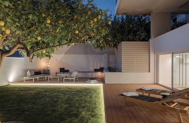 Athena's Lemon Grove Glyfada