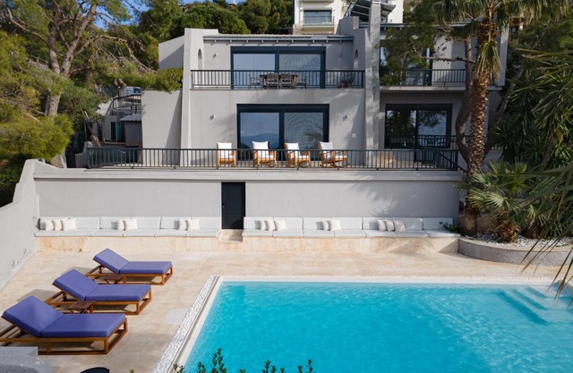 Athenian Black Villa