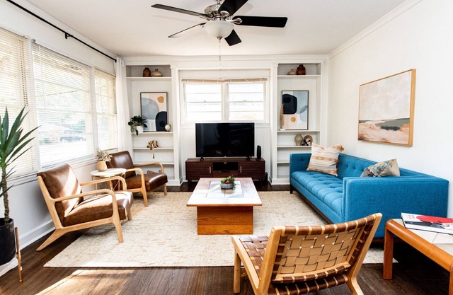 ATHENS VISIT - ENTIRE HOME CLOSE TO FIVE POINTS, STADIUM, DOWNTOWN