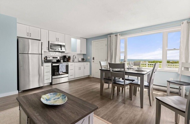 "Atlantic Dream" | Ocean Views | Minutes to Beach