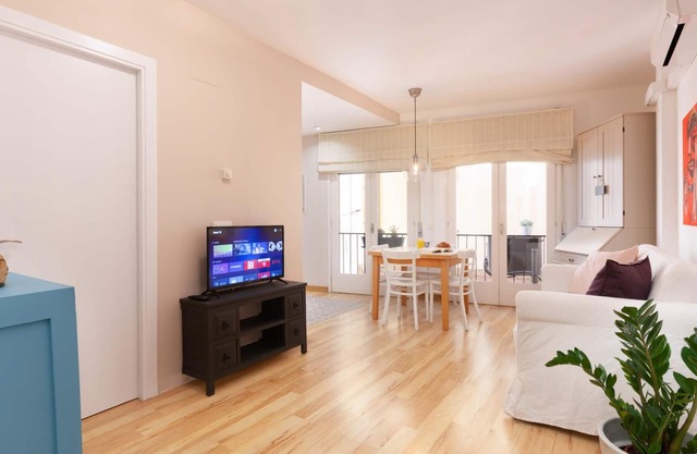 ATTRACTIVE APARTMENT IN COSTA BRAVA