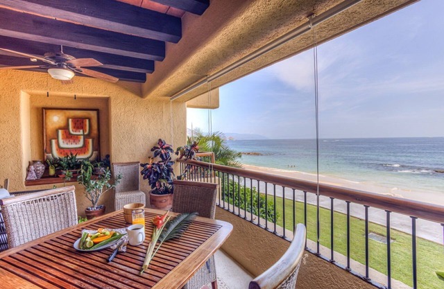 Attractive beachfront condo in the most beautiful beach of Puerto Vallarta