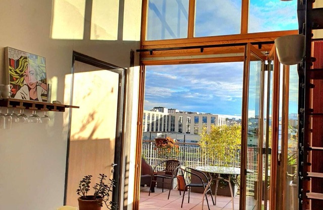 Atypical loft studio 500m from Paris 13e proche Seine, air-conditioned, parking