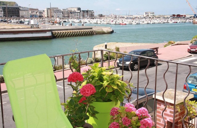 Au Bord du Quai - Fecamp