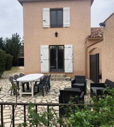 AU MIMOSA -Gîte Le Canigou