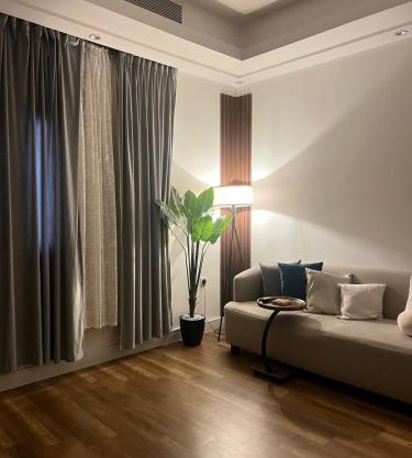 Aura Apartment Al Rwdah