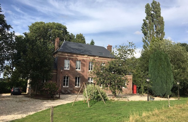 Authentic Norman house between countryside and sea