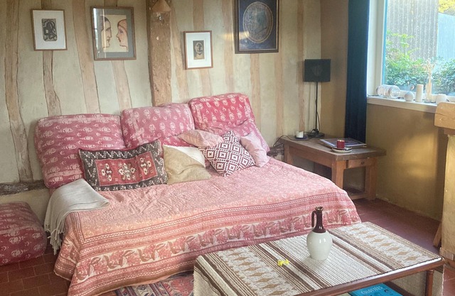 Authentic Norman refuge 15 minutes from the beach
