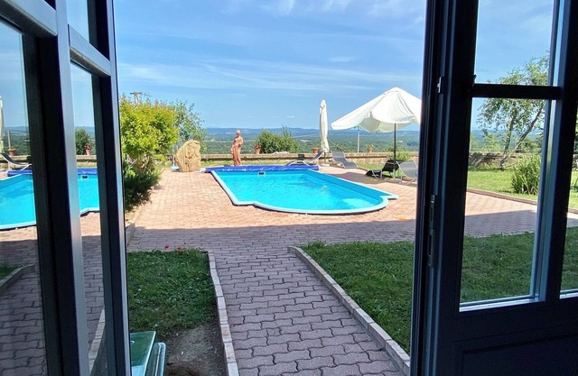 Authentic tuscan villa w/pool and fireplace. Close to hot springs, L. Bolsena
