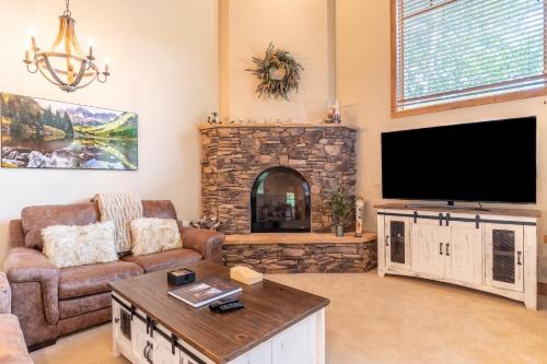 Autumn Brook 22 by Summit County Mountain Retreats