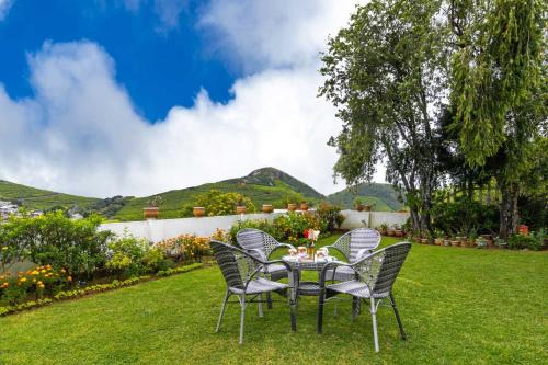 Away From Home - 2 - Home Stay Ooty, Entire 4BHK Villa