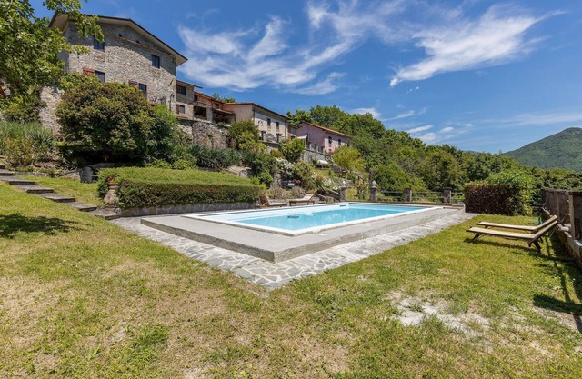 Awesome apartment in Comano -MS-