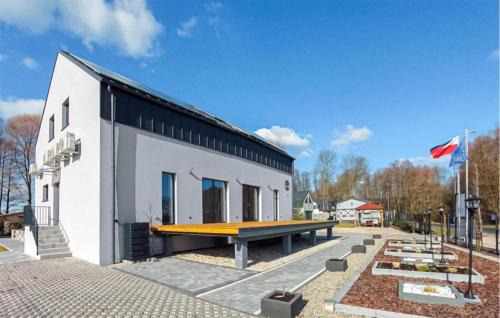 Awesome Apartment In Wilcze With Wifi