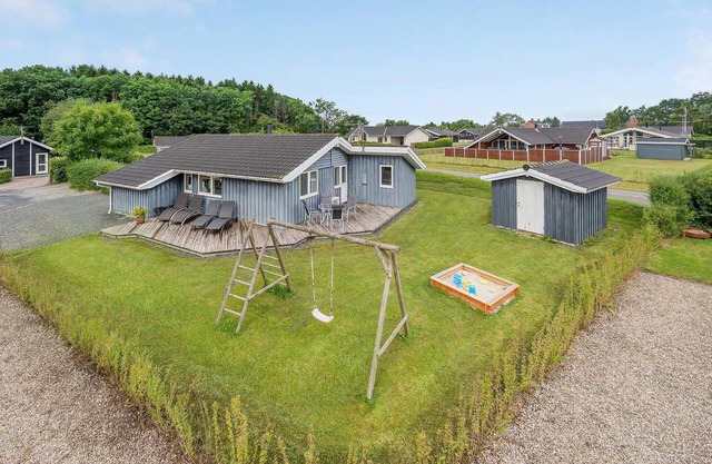 Awesome home in Juelsminde with sauna