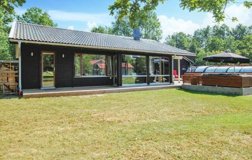 Awesome Home In Löttorp