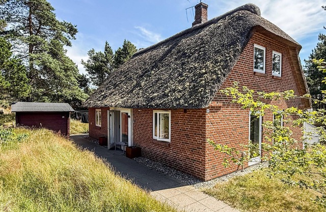 Awesome home in Rømø with kitchen