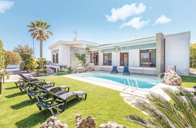 Awesome home in Terracina (LT)