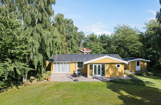 Awesome home in Tranekær with WiFi
