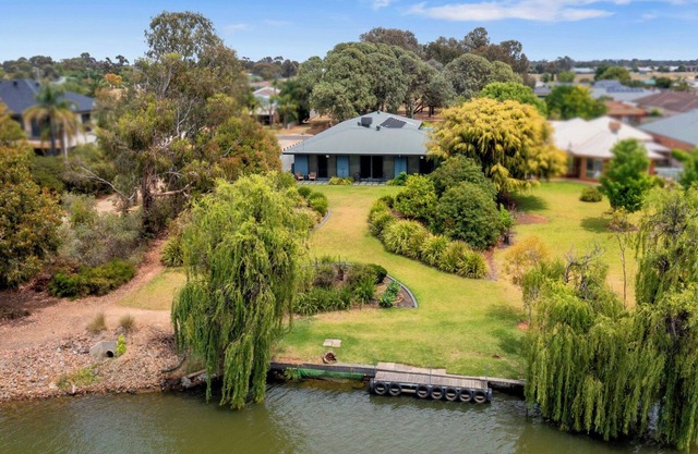Awesome spacious modern home in a fabulous location