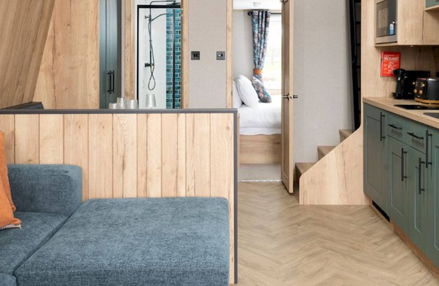 Azure Horizons Glamping - The Brook Pod GV18