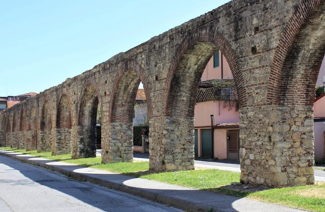 B&B GLI ARCHI