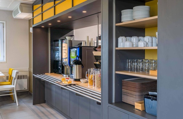 B&B HOTEL Troyes Saint-Parres-aux-Tertres