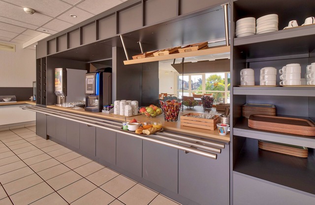 B&B HOTEL Pau Lescar