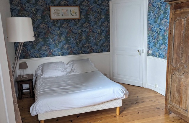 B&B located 3 minutes from the sea at Manoir de Conteville