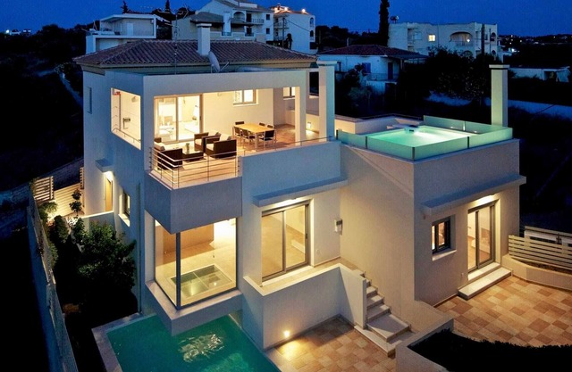 B1 - Penthouse with pool