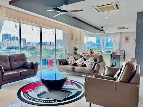B3A l KLCC TRX Contemporaryl 17 Pax