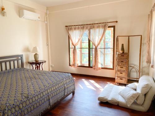 Baan Ko Little House