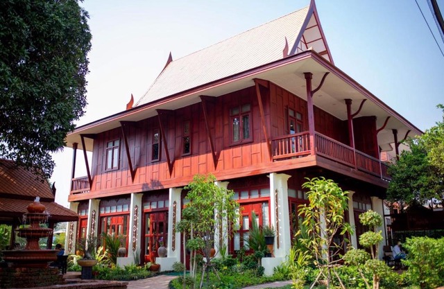 Baan Lhang Wangh บ้านหลังวัง