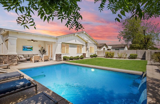 Backyard Resort Heated Pool Outdoor Kitchen