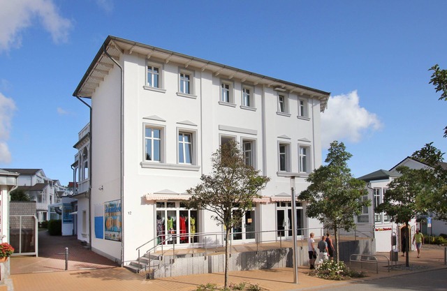 Balcony, free use of the AHOI adventure pool and sauna -Residenz Strandeck FeWo01