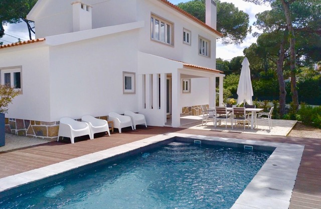 Banzão home PineForest family &friends pool garden