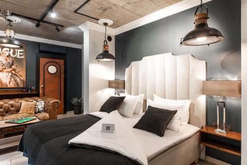 Barber Apartment